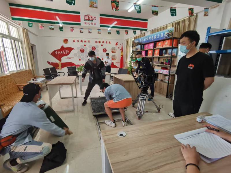 蓬溪县广告片拍摄公司：极简主义践行者，少即是多的视觉哲学